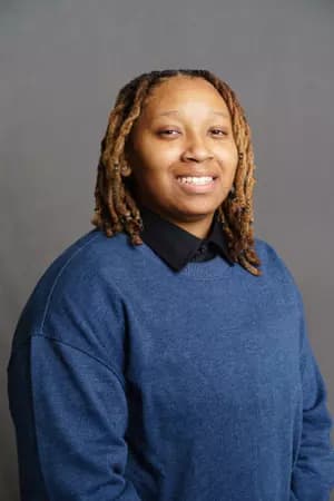 Maniya Custis