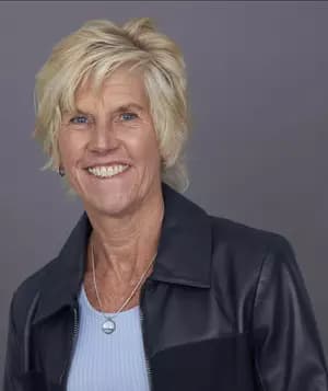 Mary Ellen Clark