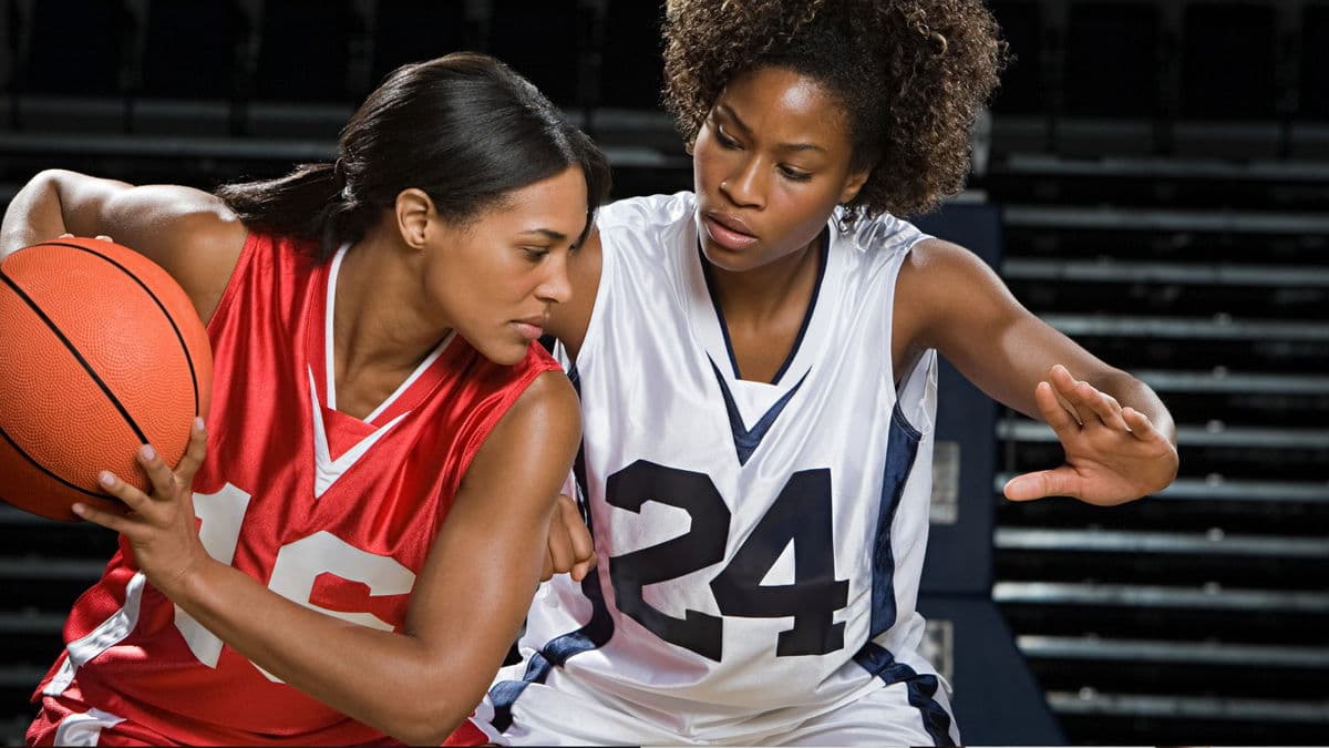 Hogging the Ball: Coaching Youth Basketball & Other Sports