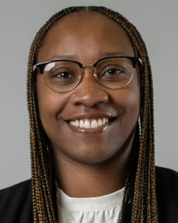 LaSashia Connelly portrait