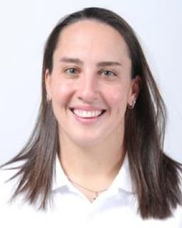 Jen Lapicki portrait