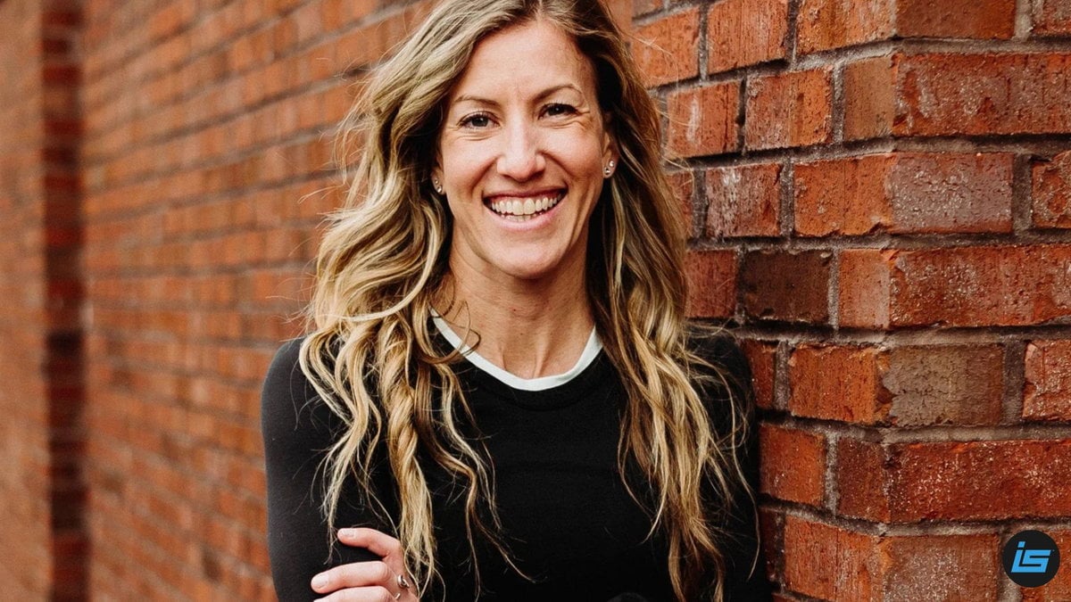 Meet Theresa: A Trusted Voice for Athletes Learning to Handle Pressure and Perform with Confidence