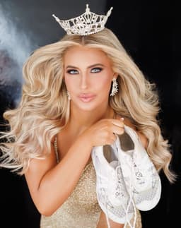 Elise Higgins portrait