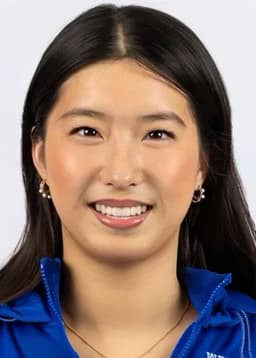 Jolyn Zheng portrait